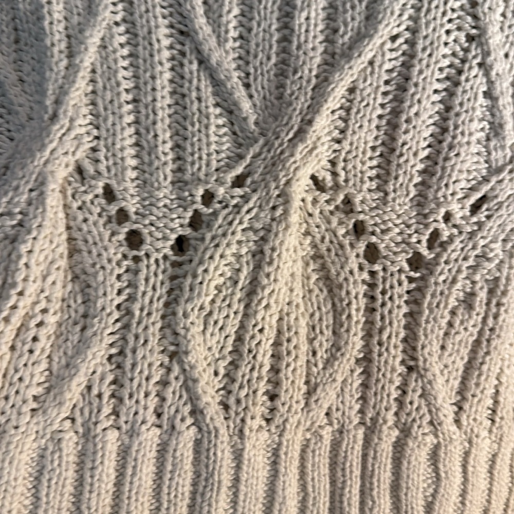 By Together Cream Cable Knit Cropped Sweater - Picture 3 of 5